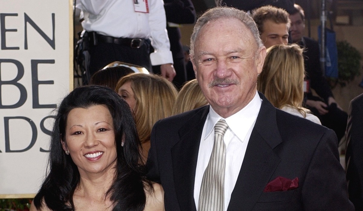 FILE - Actor Gene Hackman arrives with his wife, Betsy Arakawa, for the 60th Annual Golden Globe Awards in Beverly Hills, Calif., Sunday, Jan. 19, 2003. (AP Photo/Mark J. Terrill, File)
Gene Hackman