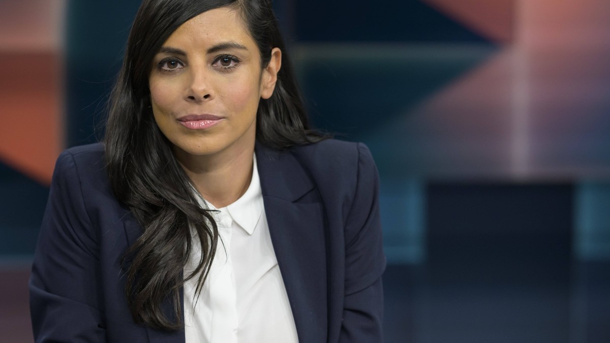 Collien Ulmen-Fernandes, Schauspielerin und Moderatorin, hart aber fair Polittalk, TV, Format, mit Moderator - Louis Klamroth, Das Erste, 05.02. 2024, Foto: HMB Media/Uwe Koch *** Collien Ulmen Fernan ...