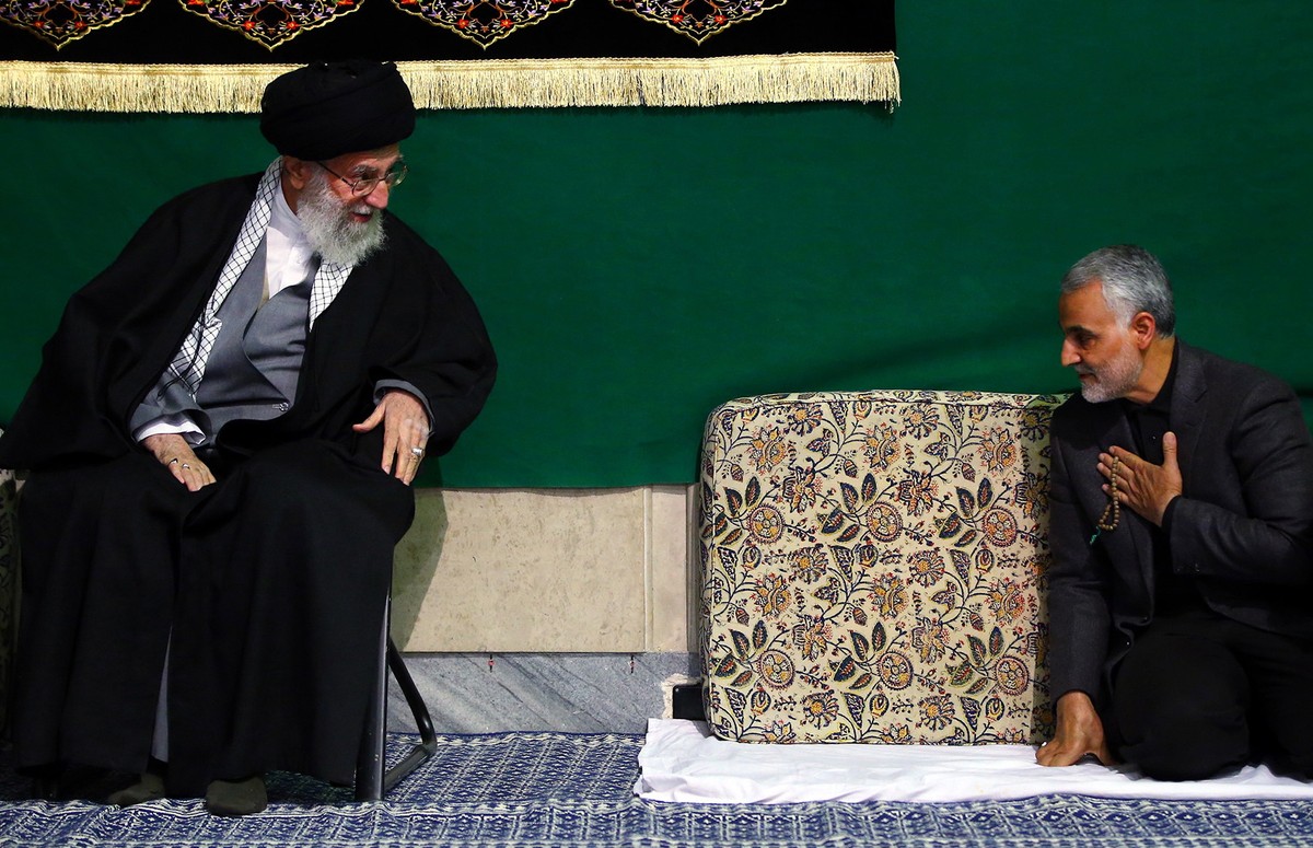 epa08099305 (FILE) - A handout photo made available by the Iranian Supreme Leader's office shows Iranian Supreme Leader Ayatollah Ali Khamenei (L) greeting Iranian Revolutionary Guards Corps (IRG ...