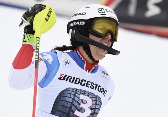 Switzerland&#039;s Wendy Holdener celebrates after completing an alpine ski, women&#039;s World Cup slalom, in Ofterschwang, Germany, Saturday, March 10, 2018. (AP Photo/Marco Tacca)