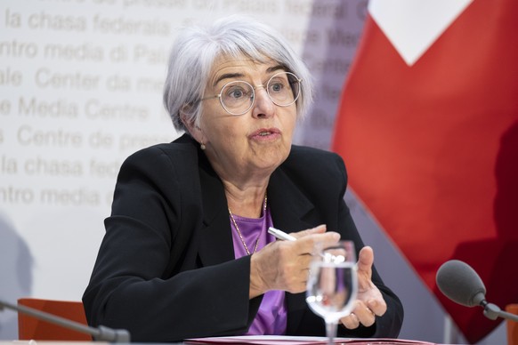 Bundesraetin Elisabeth Baume-Schneider praesentiert die Krankenkassenpraemien fuer das Jahr 2026, am Dienstag, 23. September 2025, in Bern. (KEYSTONE/Peter Schneider).