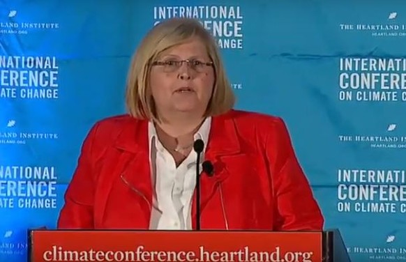 Susan Crockford bei einem Vortrag am Heartland Institute.