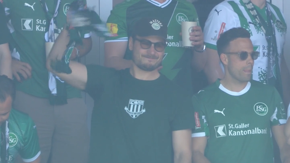 Meier jubelt nach einem Treffer von St.Gallen.