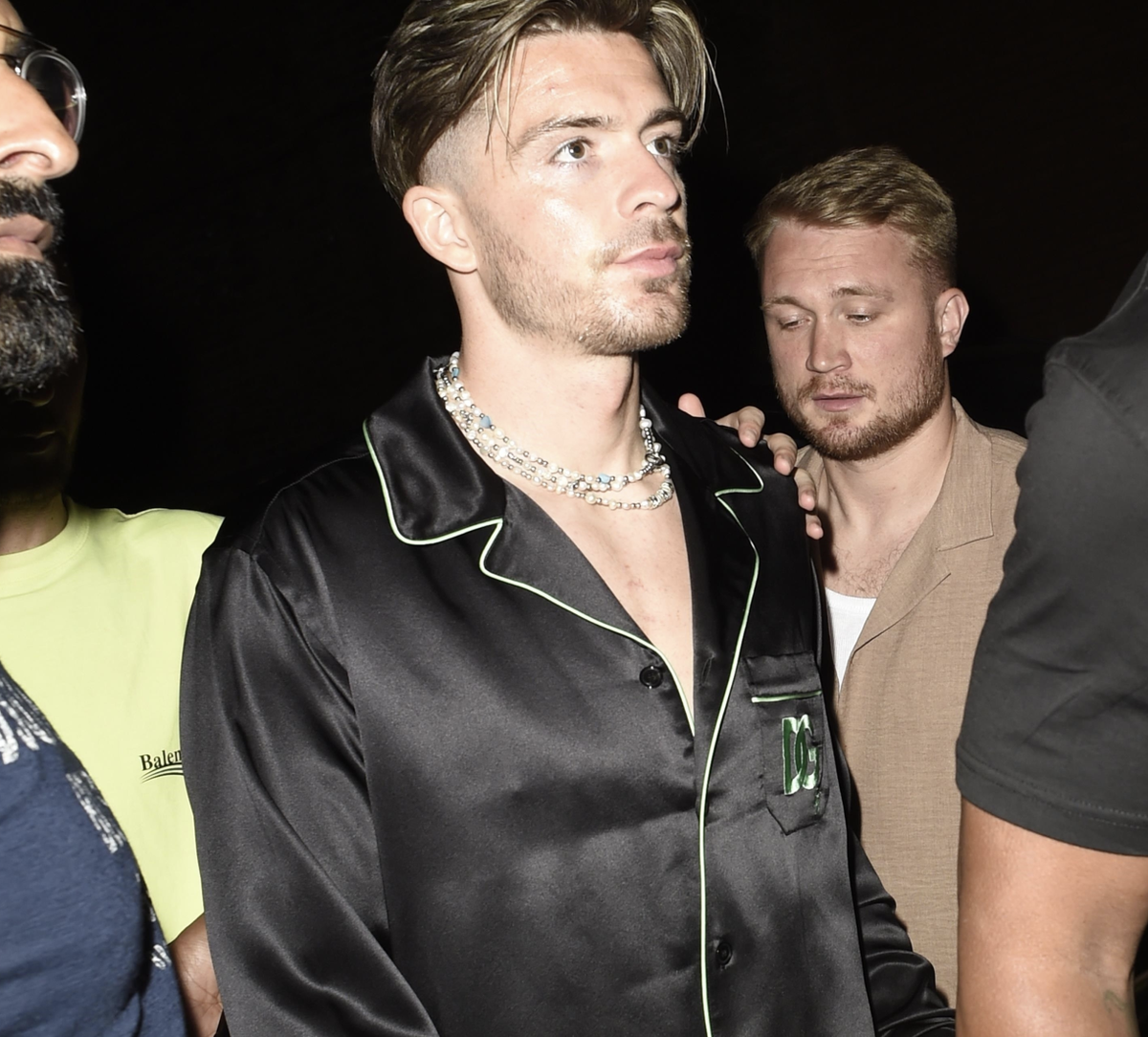 Jack Grealish a mis son pyjama pour aller au lit en boîte.