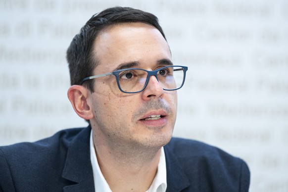 Stefan Kuster, Leiter Uebertragbare Krankheiten im BAG, spricht an einem Point de Presse zur Coronavirus-Lage, am Dienstag, 20. Oktober 2020, in Bern. (KEYSTONE/Peter Schneider)