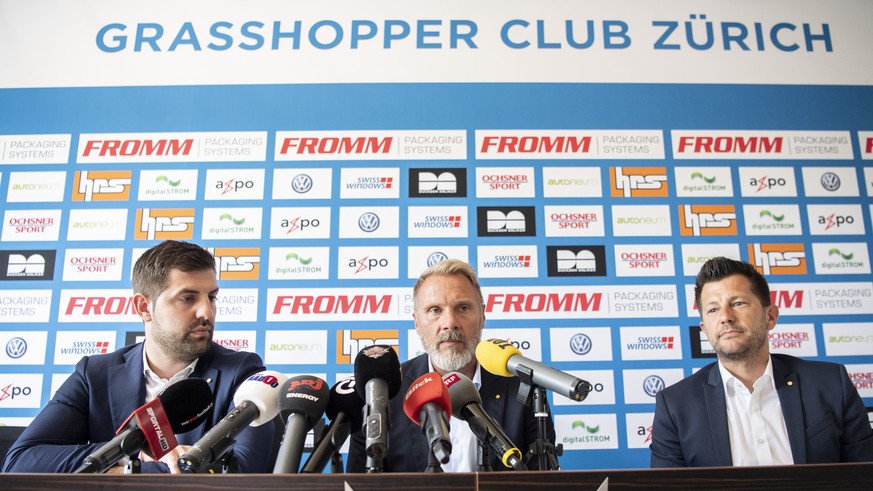 GC Trainer Thorsten Fink spricht an der Medienkonferenz am Dienstag 24, April 2018 in Niederhasli. (KEYSTONE/Ennio Leanza)