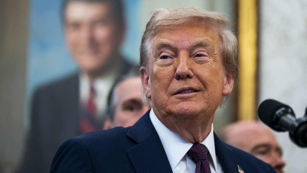epa12347176 US President Donald Trump, speaks during an announcement in the Oval Office at the White House in Washington, DC, USA, 02 September 2025. US President Donald Trump is set to announce that  ...