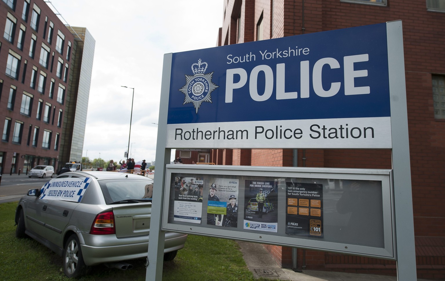 Polizeiwache in Rotherham: Missbrauchsskandal erschüttert England