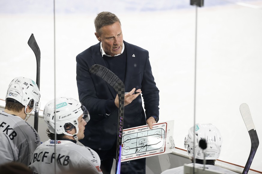Head Coach Roger Roennberg (HCFG) im Eishockey Meisterschaftsspiel der National League zwischen dem SC Bern und dem HC Fribourg-Gotteron, am Montag, 9. Maerz 2026 in der PostFinance Arena in Bern. (KE ...