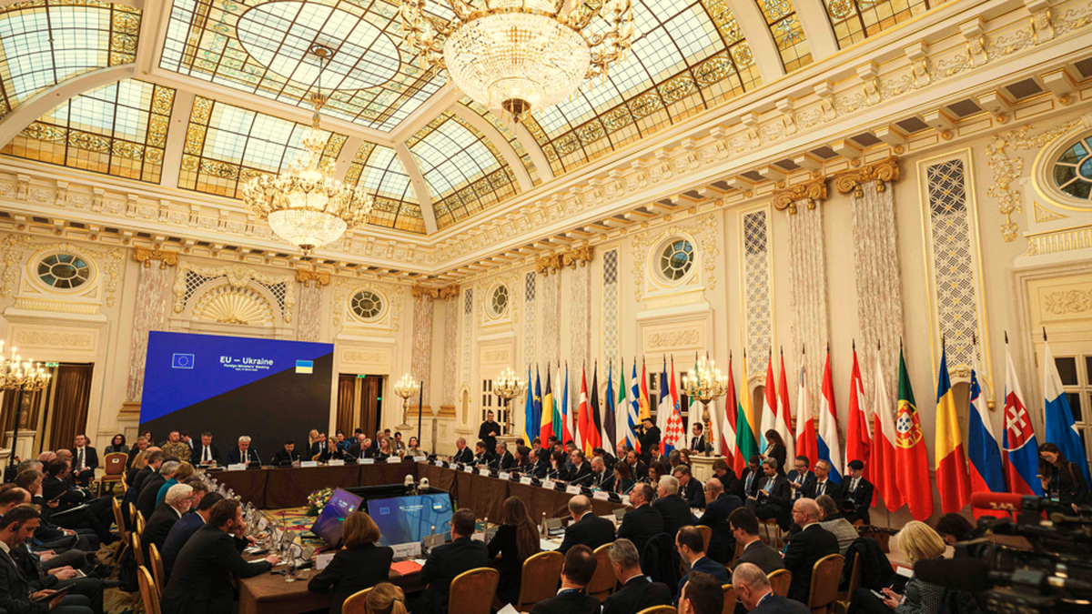 Nach Orbans Abwahl: EU will mit Ukraine über Beitritt reden