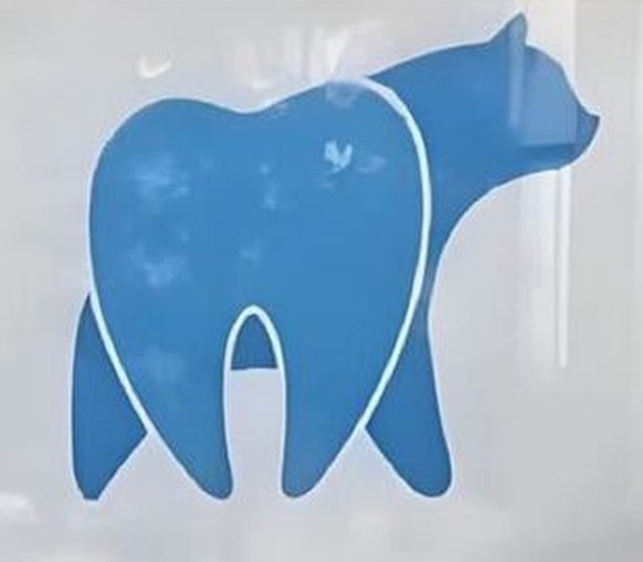 Faildienstag: Bären-Zahnarztlogo sieht aus wie Hintern