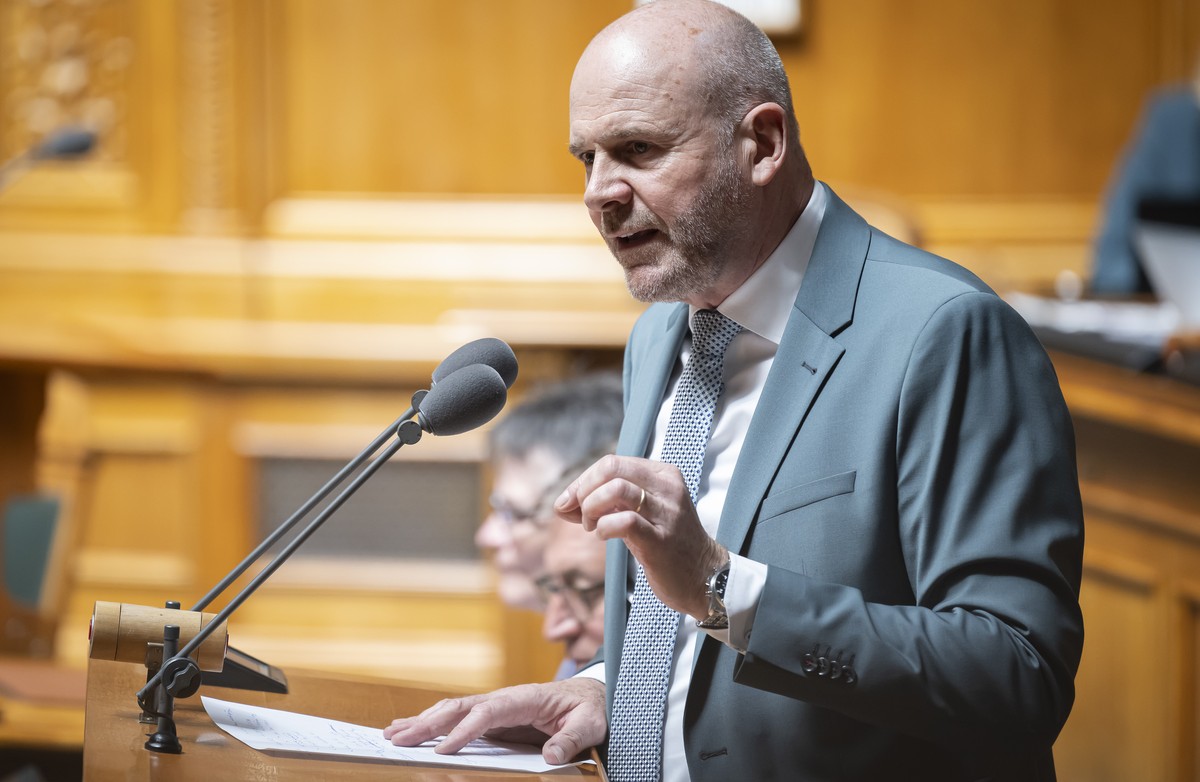 Nationalrat Thomas Hurter, SVP-SH, spricht waehrend der Sommersession der Eidgenoessischen Raete, am Mittwoch, 18. Juni 2025 im Nationalrat in Bern. (KEYSTONE/Anthony Anex)