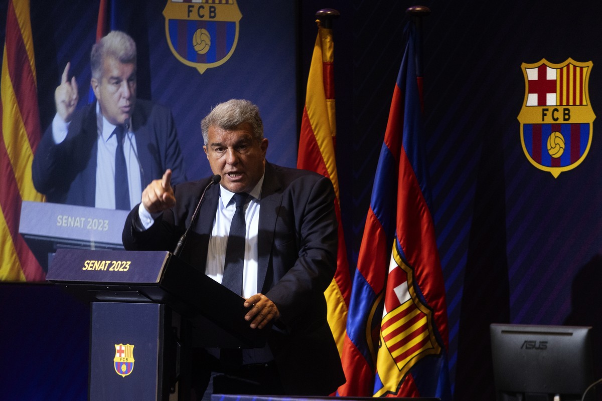 epa10691012 President of FC Barcelona Joan Laporta delivers a speech during the regular meeting of the Catalan entity's Senate, in which he assured that this summer they will reinforce the team t ...