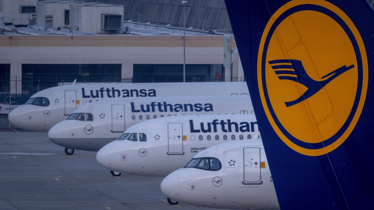 Lufthansa-pr-ft-Boeing-K-ufe-ber-Schweiz-zur-Zollentsch-rfung