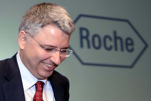 Severin Schwan, CEO Roche smiles at the annual operating media conference in Basel an einer Medienkonferenz in Basel, Switzerland, pictured on January 30, 2014. The continuous demand for cancer medici ...