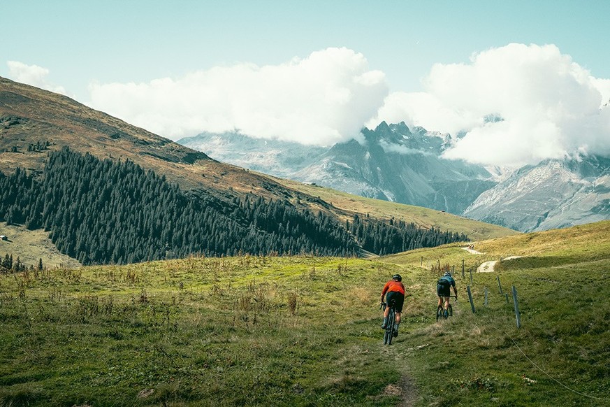 Gravel in der Schweiz Gravelbike Touren Rauszeit Surselva