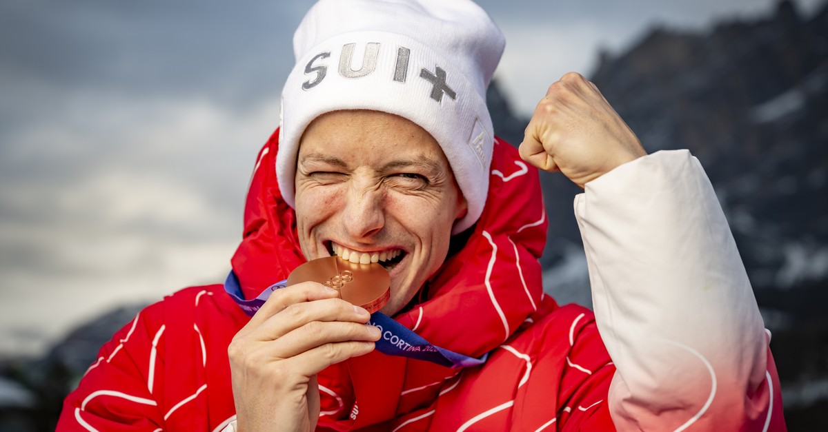 skispringer-deschwanden-muss-nach-medaille-tattoo-stechen-lieber-etwas-mit-pizza