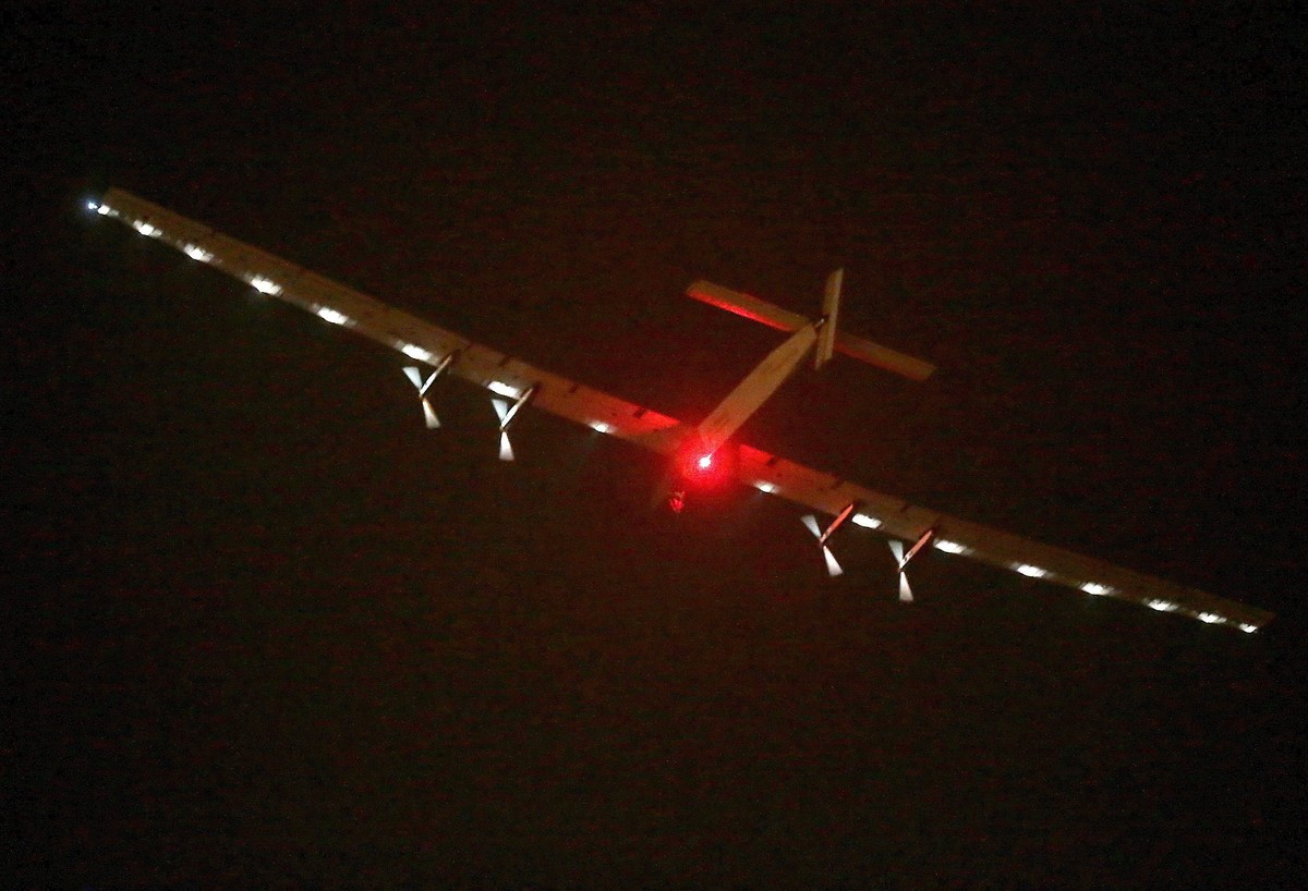André Borschberg wird beim aktuellen Flug extrem herausgefordert.