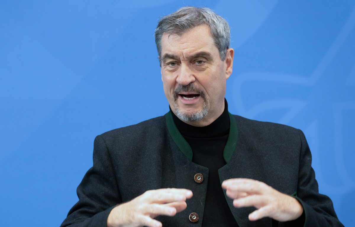 epa12554670 Bavaria's State Premier and leader of the conservative Christian Social Union (CSU) Markus Soeder attends a news conference on the results of the coalition committee consultations in  ...