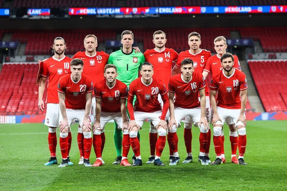 Die polnische Nationalelf vor dem WM-Qualifikationsspiel gegen England im März 2021.