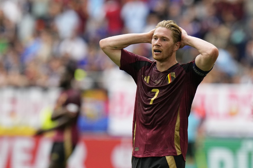 Belgium&#039;s Kevin De Bruyne gestures after missing a chance during a round of sixteen match between France and Belgium at the Euro 2024 soccer tournament in Dusseldorf, Germany, Monday, July 1, 202 ...
