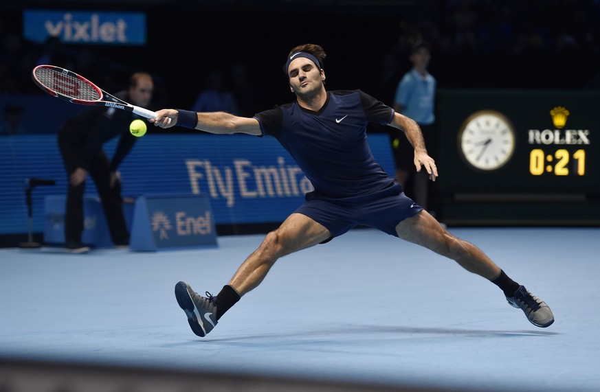 Roger Federer fährt seinen Auftaktsieg bei den&nbsp;World Tour Finals mit beeindruckender Sicherheit ein.