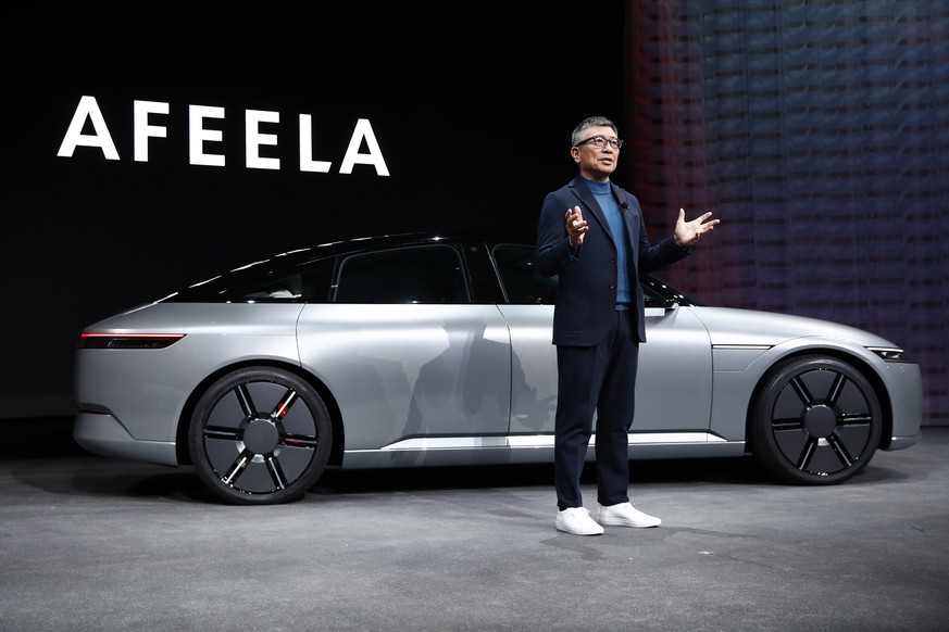 epa10389775 Representative Director, Chairman and CEO of Sony Honda Mobility Inc. Yasuhide Mizuno unveils Sony?s new &#039;AFEELA&#039; brand electric vehicle prototype in partnership with Honda durin ...