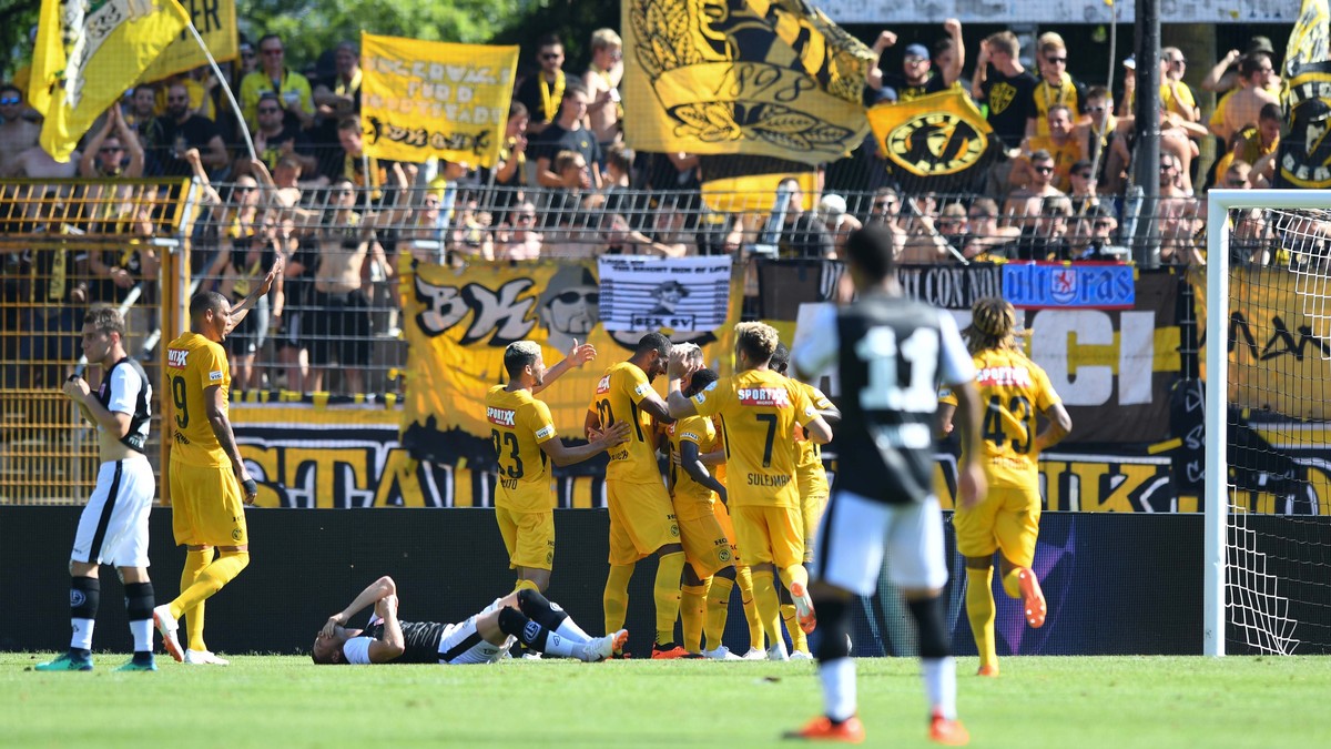 Young Boys's players celebrate the 0-1 during the Super League soccer match FC Lugano against BSC Young Boys, at the Cornaredo stadium in Lugano, Sunday, July 29, 2018. (KEYSTONE/Ti-Press/Davide  ...