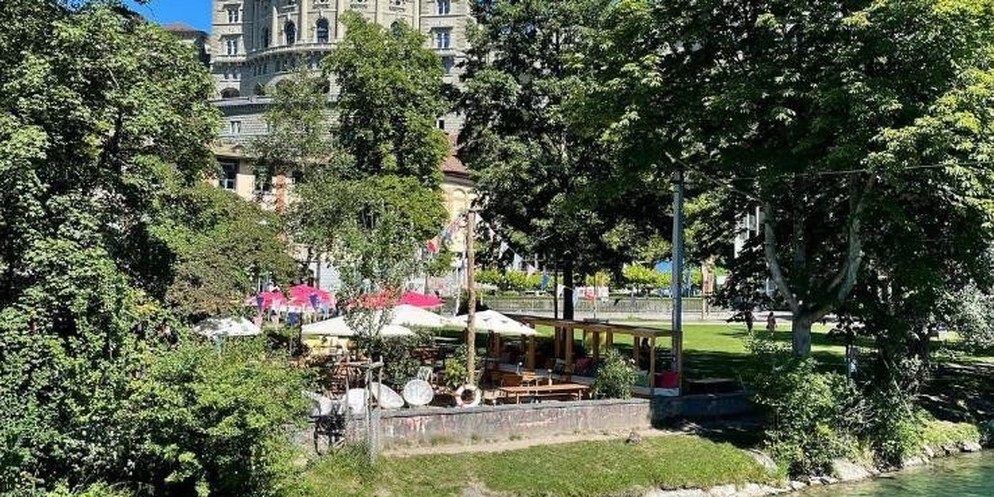 Diese Restaurants und Bars am Wasser musst du unbedingt besuchen.