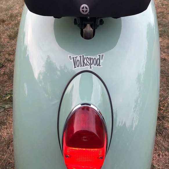 volkspod brent walter walter werks VW käfer scooter vespa minibike hotrod retro design https://www.instagram.com/walter_werks/?hl=en