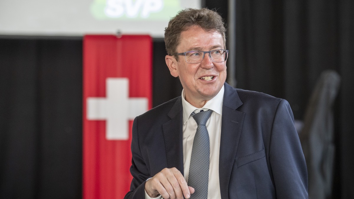 Der Bundesrat, Albert Roesti anlaesslich einer Delegiertenversammlung der SVP vom Samstag, 1. Juli 2023 in Kuessnacht am Rigi. (KEYSTONE/Urs Flueeler).