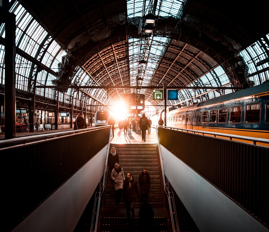 Mit dem Zug in die Ferien: Weniger Stress, mehr Platz und klimafreundlicher.