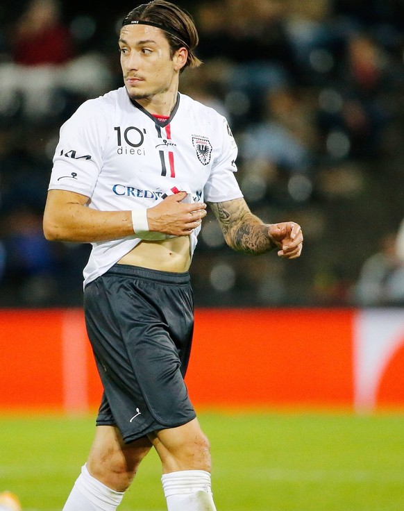 IMAGO / Geisser

Foto Manuel Geisser 27.08.2021 Aarau : Stadion Brügglifeld Aarau Saison 2021/2022 Herren Fussball Challenge League FC Aarau - FC Vaduz Kevin Spadanuda (FC Aarau) *** Photo Manuel Geis ...