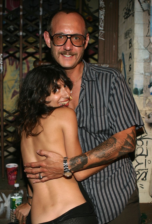 NEW YORK - SEPTEMBER 10: Artist Terry Richardson and his girlfriend Alex Bolotow attend the Terry Richardson Gallery opening at Deitch September 10, 2004 in New York City. (Photo by Teresa Lee/Getty I ...