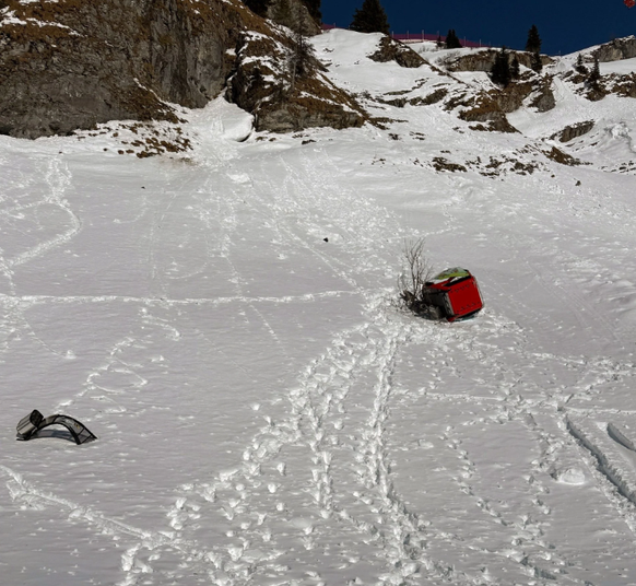 Beim Absturz einer Gondel in Engelberg am Titlis kam eine Person ums Leben.