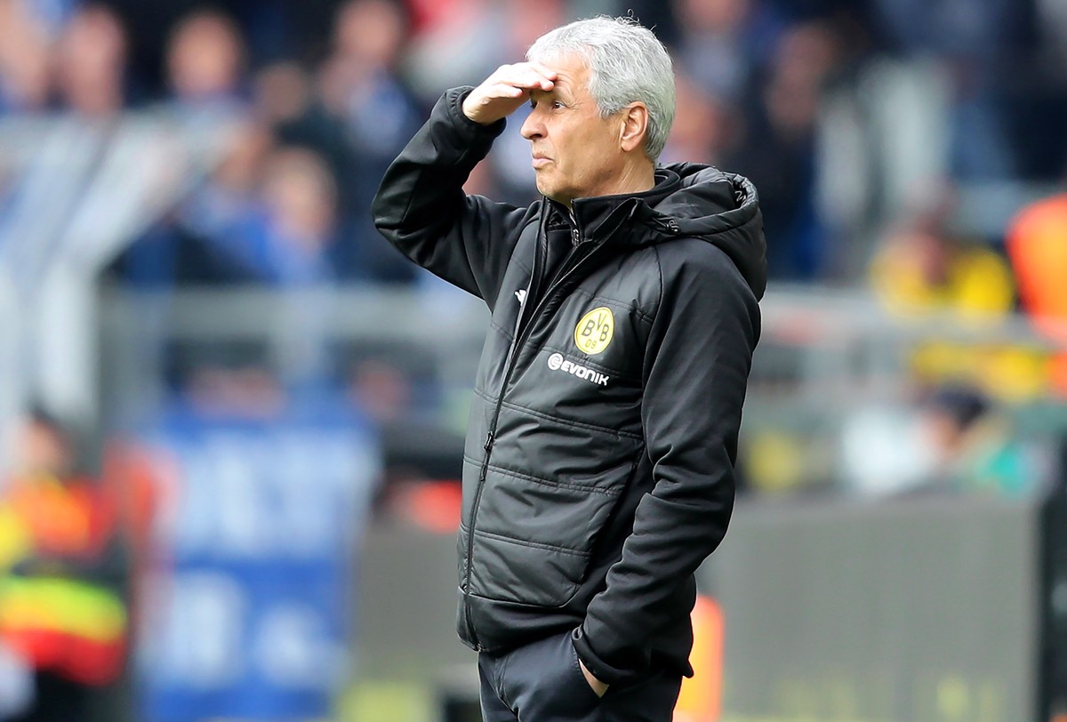 epa07532479 Dortmund's head coach Lucien Favre reacts during the German Bundesliga soccer match between Borussia Dortmund and FC Schalke 04 in Dortmund, Germany, 27 April 2019. EPA/FRIEDEMANN VOG ...