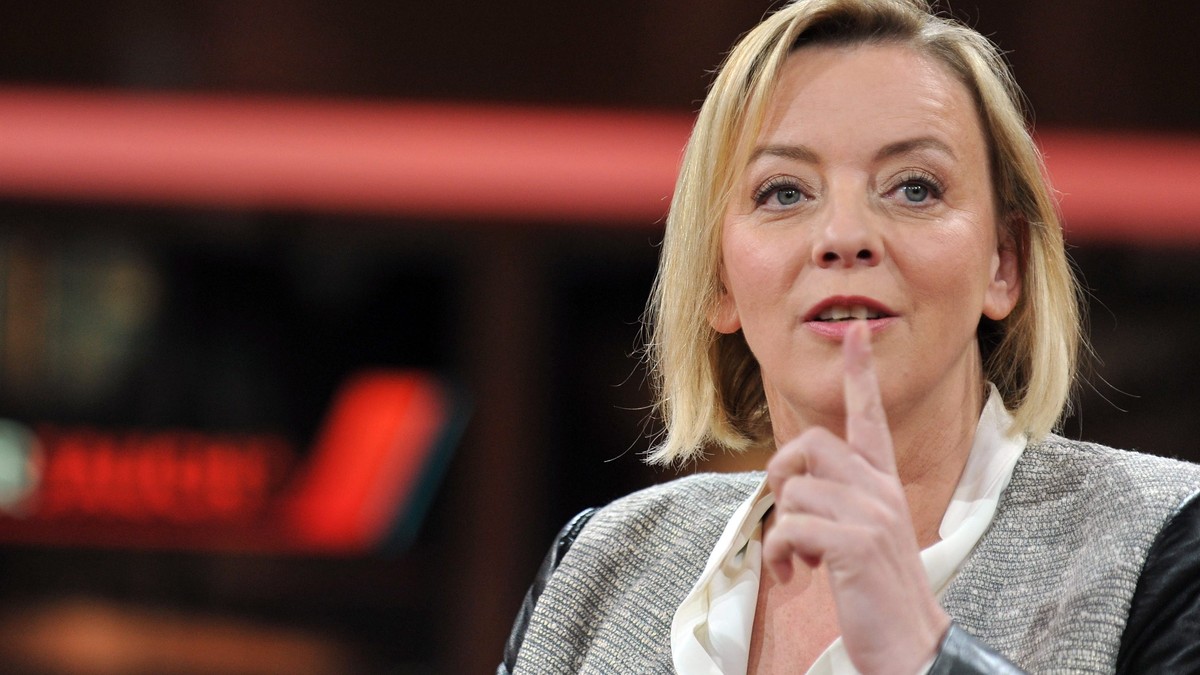 epa04166424 Sabine Kehm, manager of German former Formula One champion Michael Schumacher, attends the TV panel talk show 'Guenther Jauch' themed 'How is Michael Schumacher doing - Cele ...