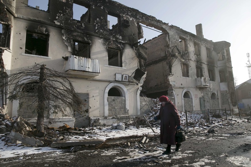 Zurück bleibt die Zerstörung: Gebäude in der Nähe von Donezk.