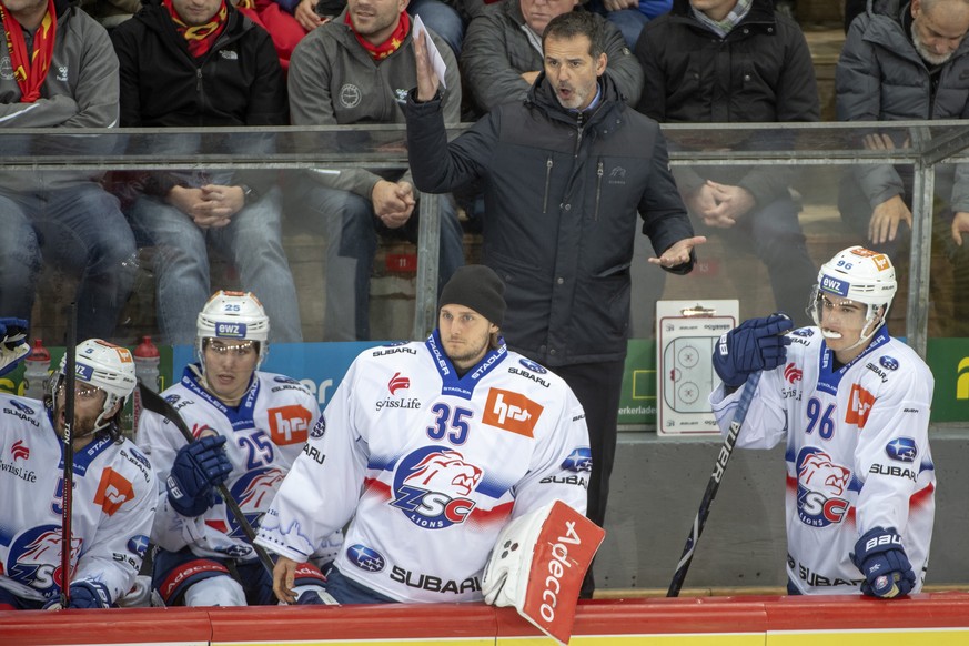 Zuerichs Sportchef Sven Leuenberger, waehrend dem Meisterschaftsspiel der National League, zwischen den SCL Tigers und den ZSC Lions am Dienstag, 30.Oktober 2018 in der Ilfishalle in Langnau. (KEYSTON ...