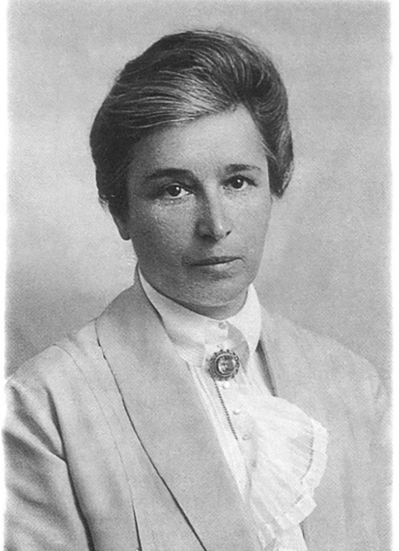 Ida Hoff im Alter von 25 Jahren, 1905.
