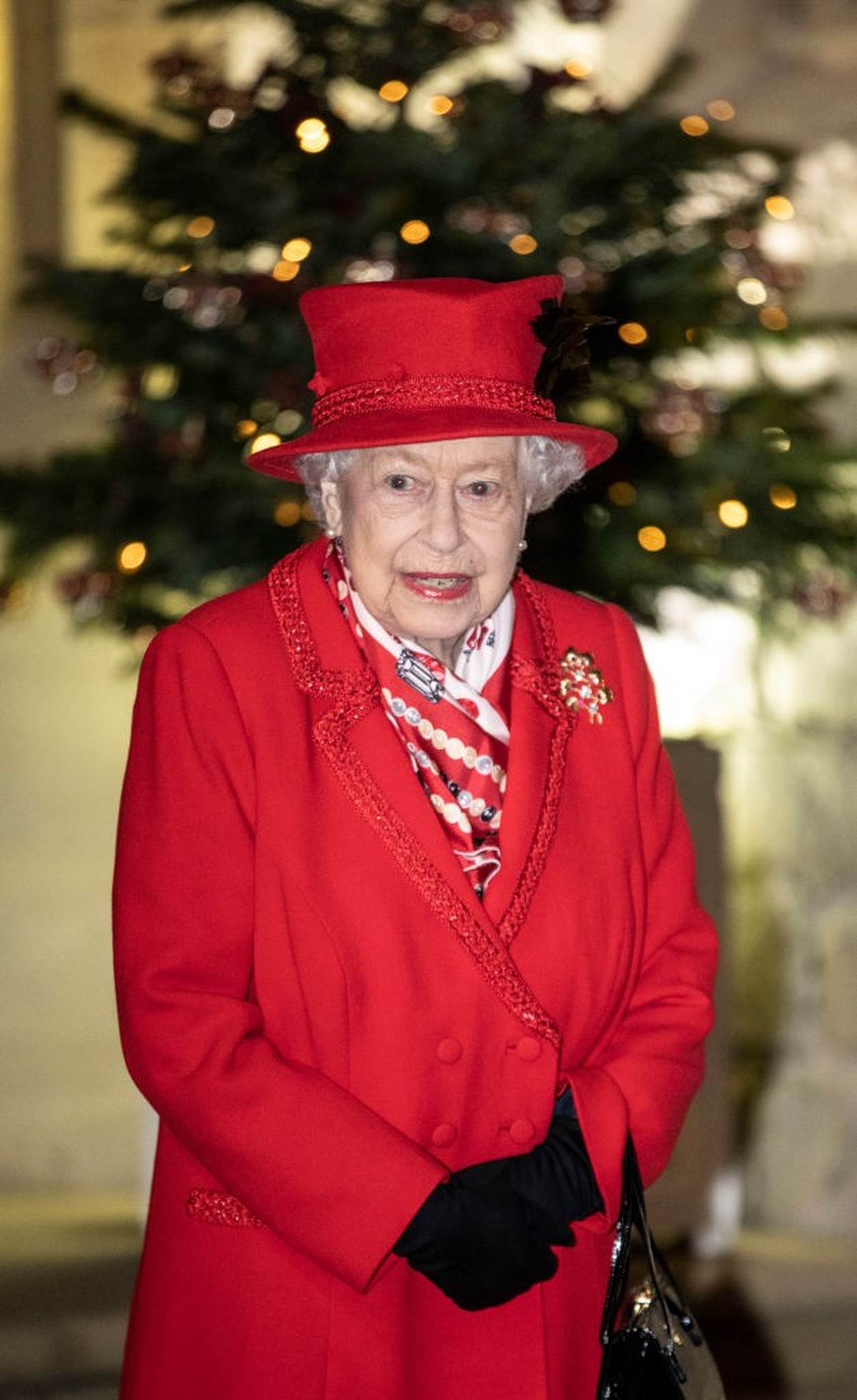 WINDSOR, ENGLAND - DECEMBER 08: Queen Elizabeth II thanks volunteers and key workers at Windsor Castle on December 08, 2020 in Windsor, England. The Queen and members of the royal family gave thanks t ...