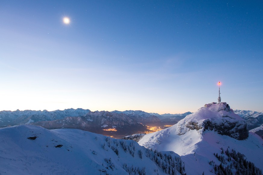 Rauszeit Nachtaktivitäten Schweiz Hoher Kasten Vollmond Dinner