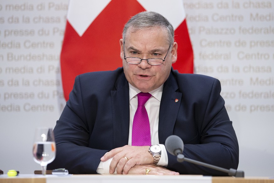 Jean-Philippe Gaudin, Direktor NDB, spricht waehrend einer Medienkonferenz ueber den Lagebericht Sicherheit Schweiz 2019, am Freitag, 24. Mai 2019, in Bern. (KEYSTONE/Peter Klaunzer)