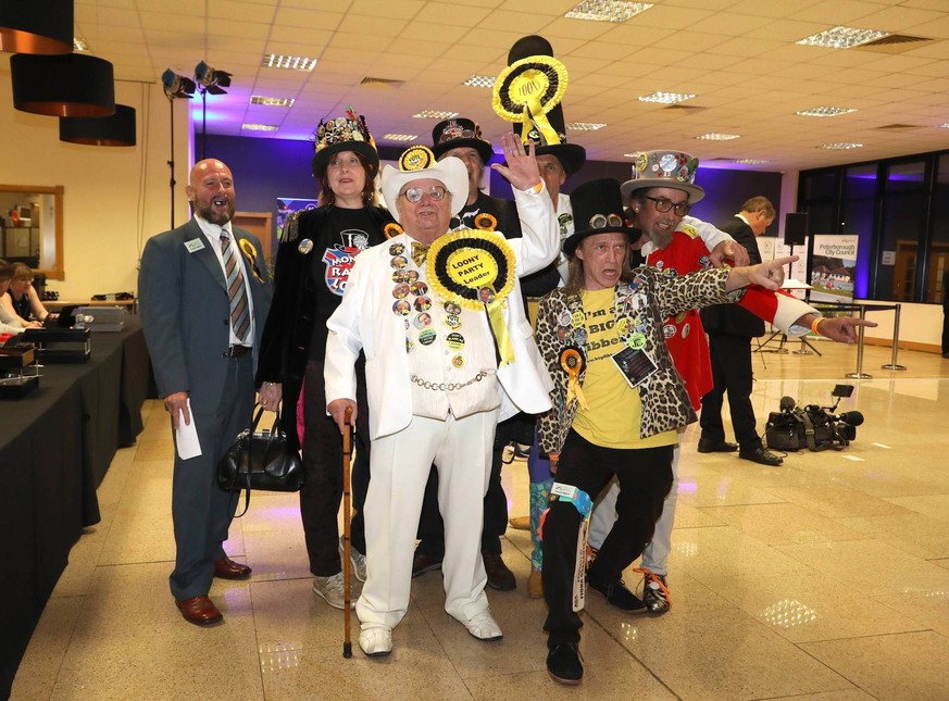 Alan Howling Laud Hope (Official Monster Raving Loony Party Candidate) with some of his supporters at the count. The by-election was held in Peterborough today after disgraced MP Fiona Onasanya was re ...