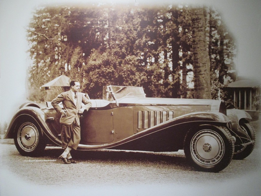 Bugatti Royale Esders car auto retro 1930s https://commons.wikimedia.org/wiki/File:Bugatti_Type_41_Royale_Esders_001.jpg
