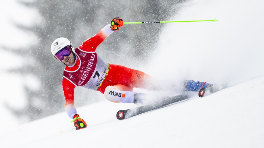 Thomas Tumler of Switzerland in action during the first run of the men&#039;s Giant Slalom race at the 2025 FIS Alpine World Ski Championships, in Saalbach-Hinterglemm, Austria, Friday, February 14, 2 ...