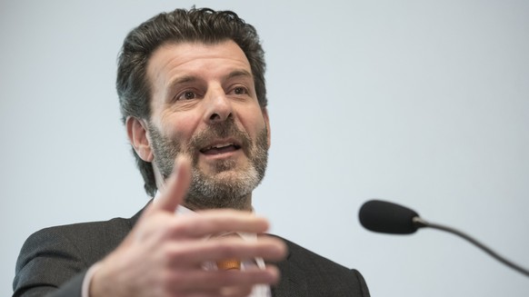 Roberto Balzaretti, Secretaire d’Etat, parle lors de la 1ere assemblee des delegues 2019 du Parti Bourgeois-Democratique Suisse, PBD, BDP, ayant pour but de formuler des recommandations de vote et de  ...