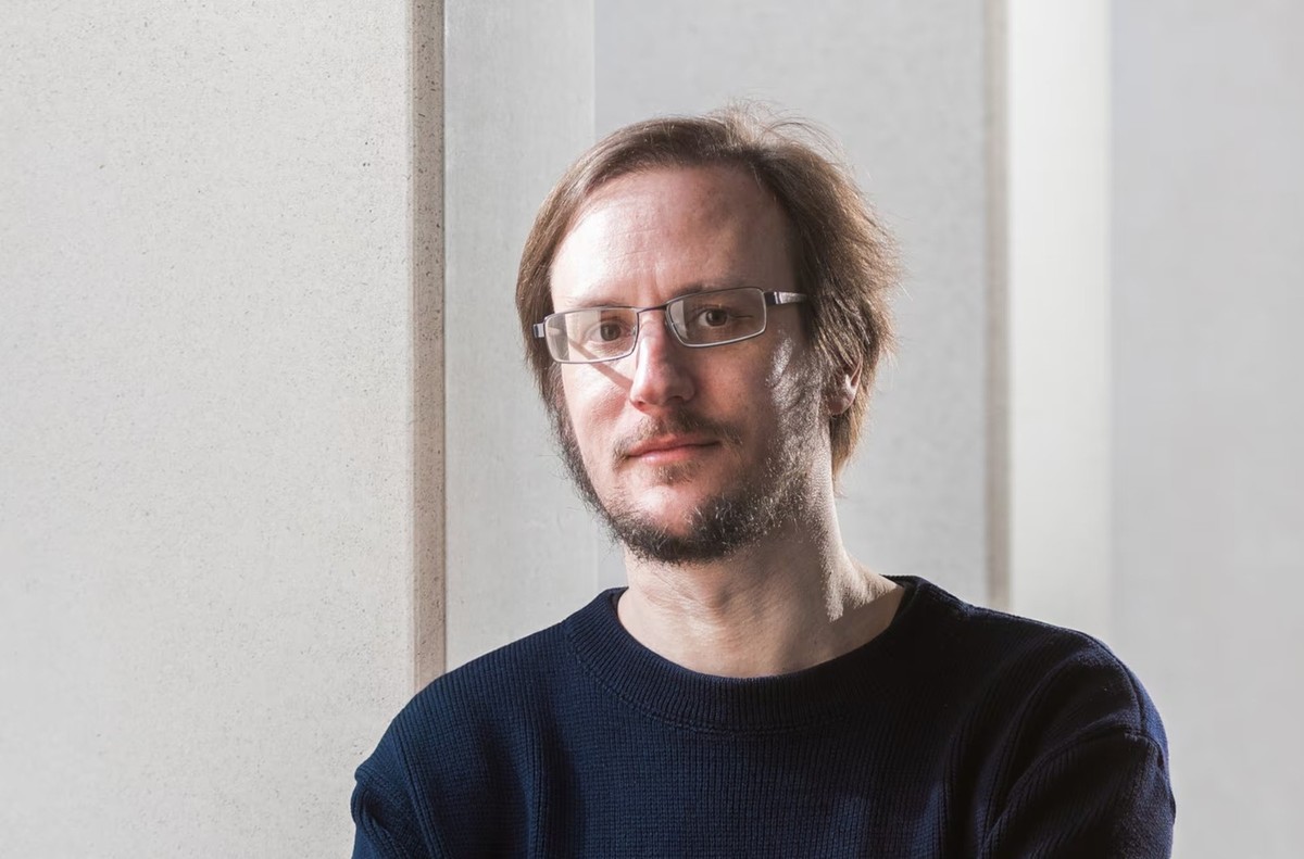 Andrew Gray, University College London
https://profiles.ucl.ac.uk/66291-andrew-gray