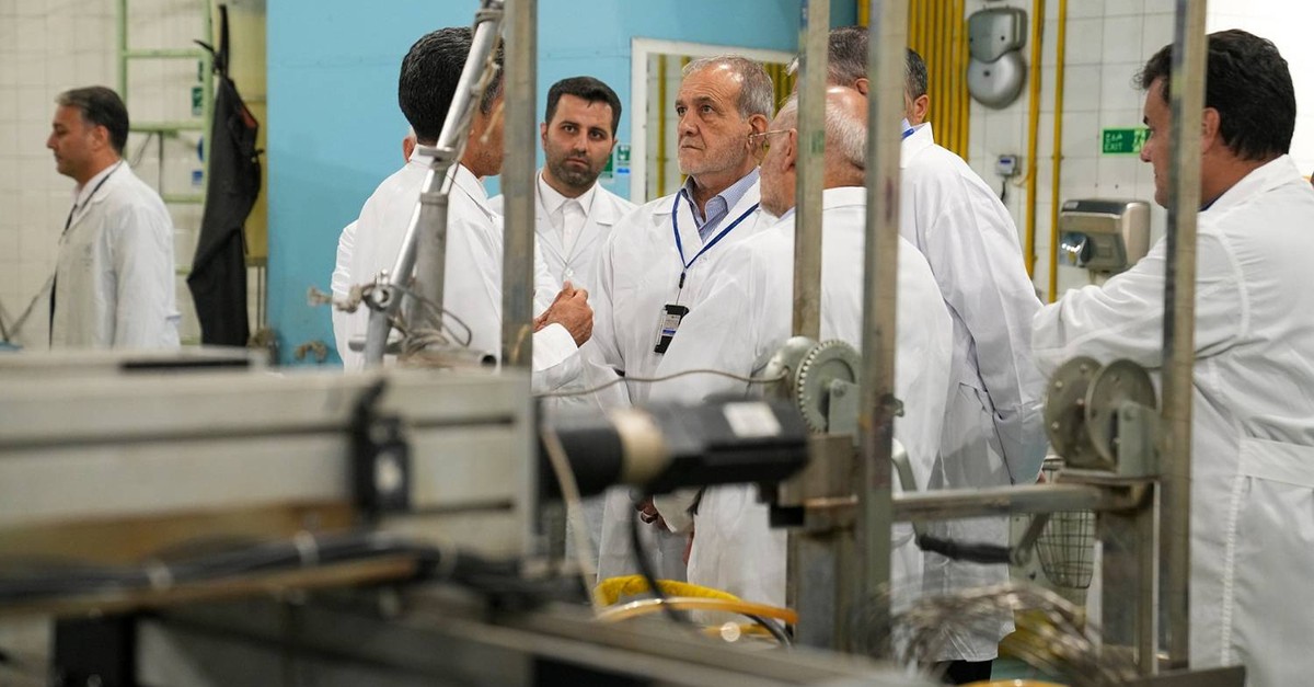 darum-f-hrt-die-schweiz-wieder-sanktionen-gegen-den-iran-ein