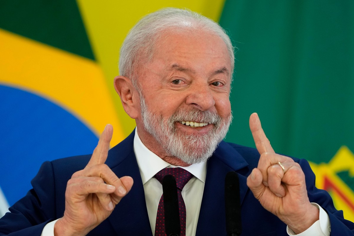 Brazilian President Luiz Inacio Lula da Silva speaks during a year-end press conference at Planalto presidential palace in Brasilia, Brazil, Thursday, Dec. 18, 2025. (AP Photo/Eraldo Peres)
Luiz Inaci ...